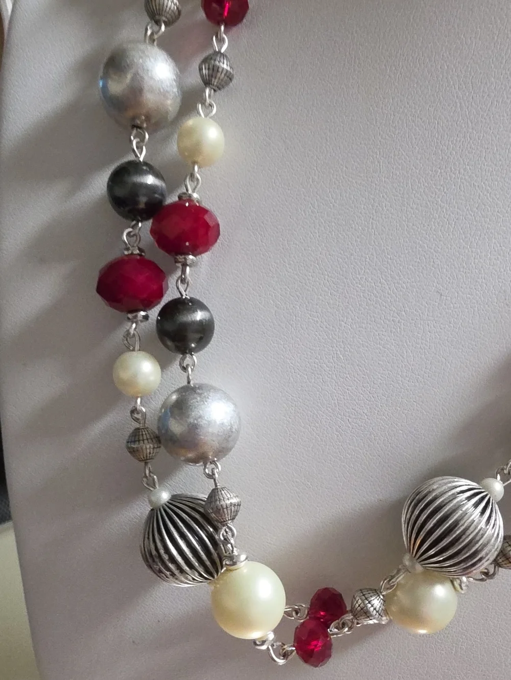 Vintage Premier Designs Station Necklace Hematite Red Glass Faux Pearl Silver